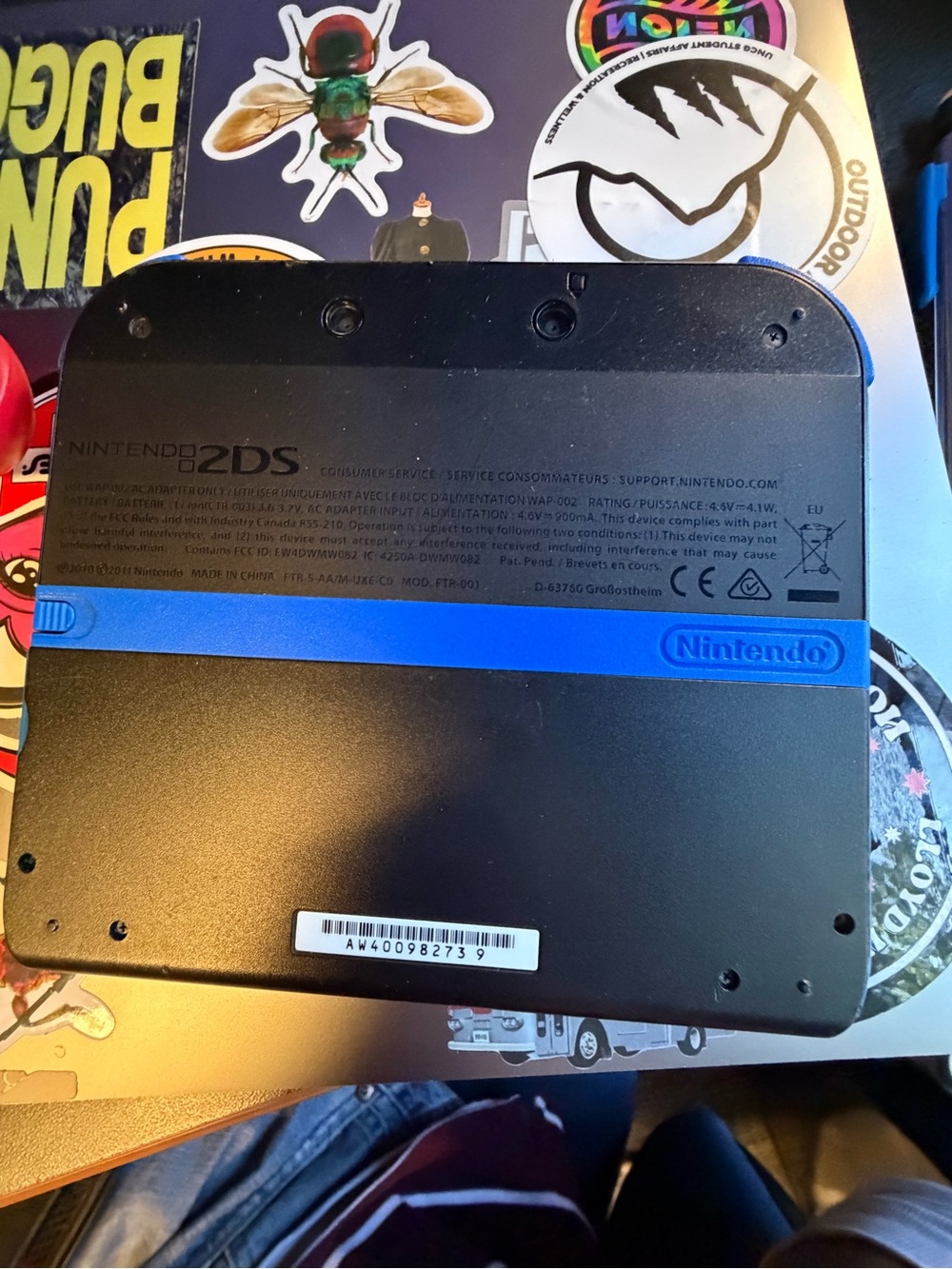 Nintendo 2ds Black and blue model - Picture 2 of 3